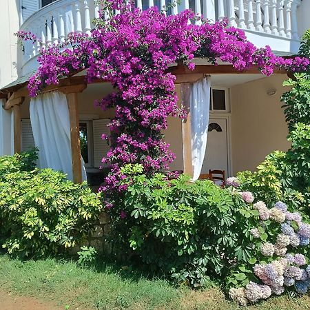 Oruci Apartments Ksamil Exterior photo